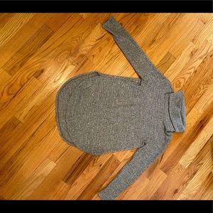 Turtle neck sweater